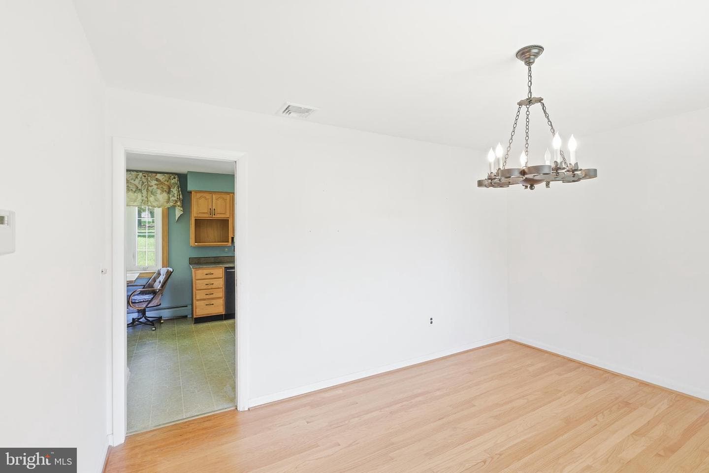 4308 Meadowcliff Road photo 13