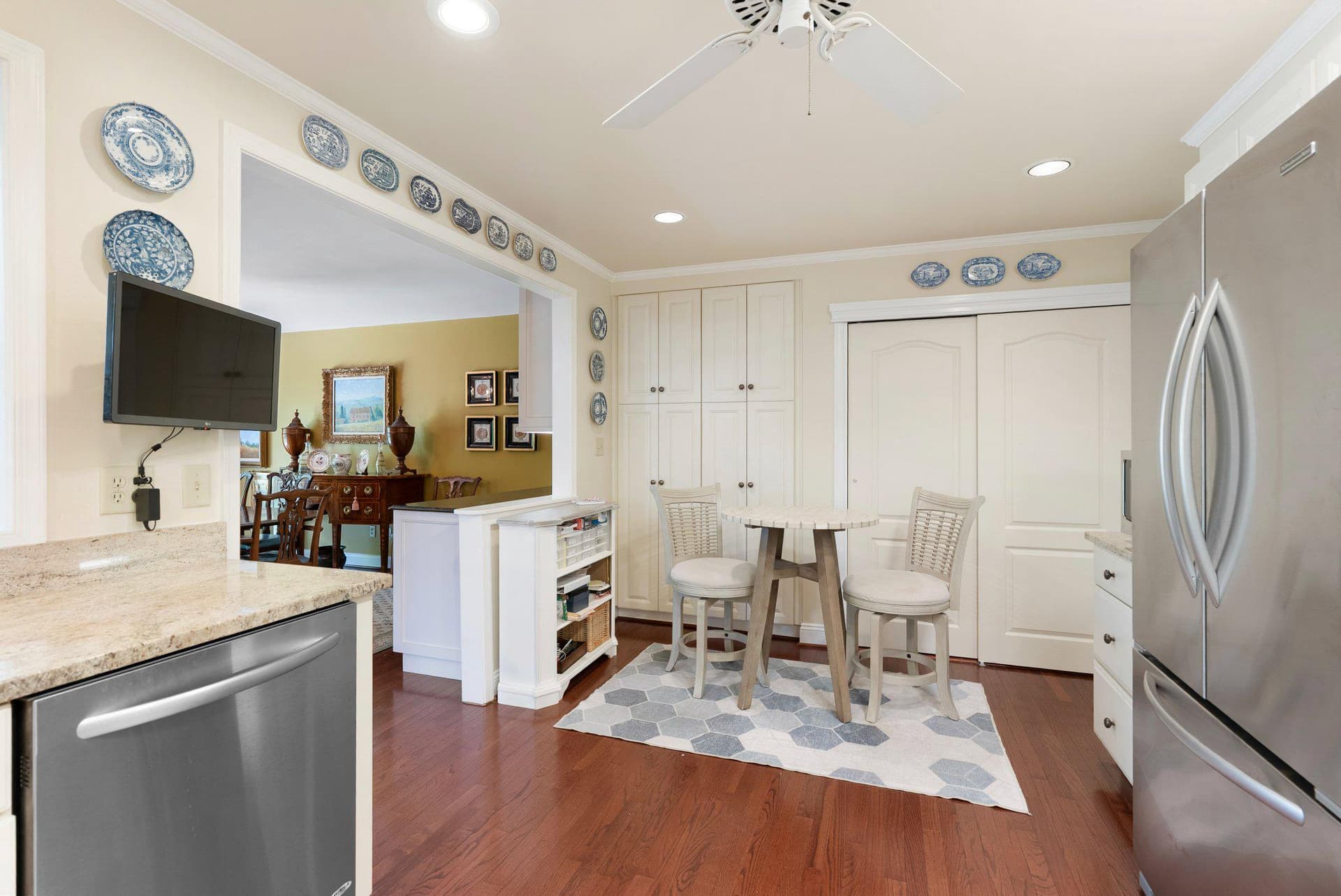 1 Old Boxwood Lane photo 18