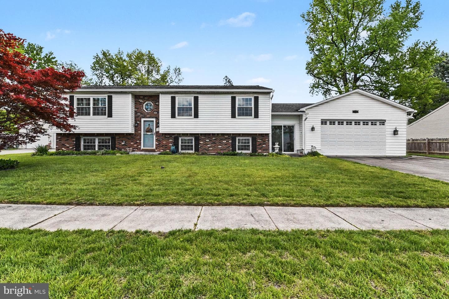 2513 Maple Road photo 2