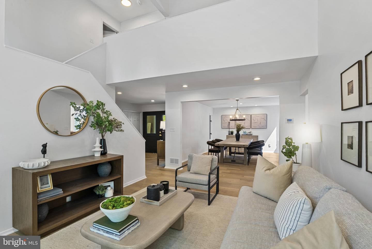 11006 Valley Heights Drive photo 11