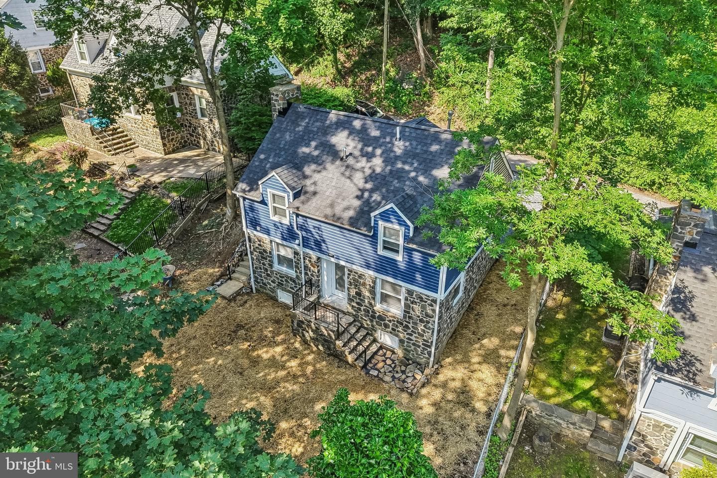 2502 Parkview Rd photo 23