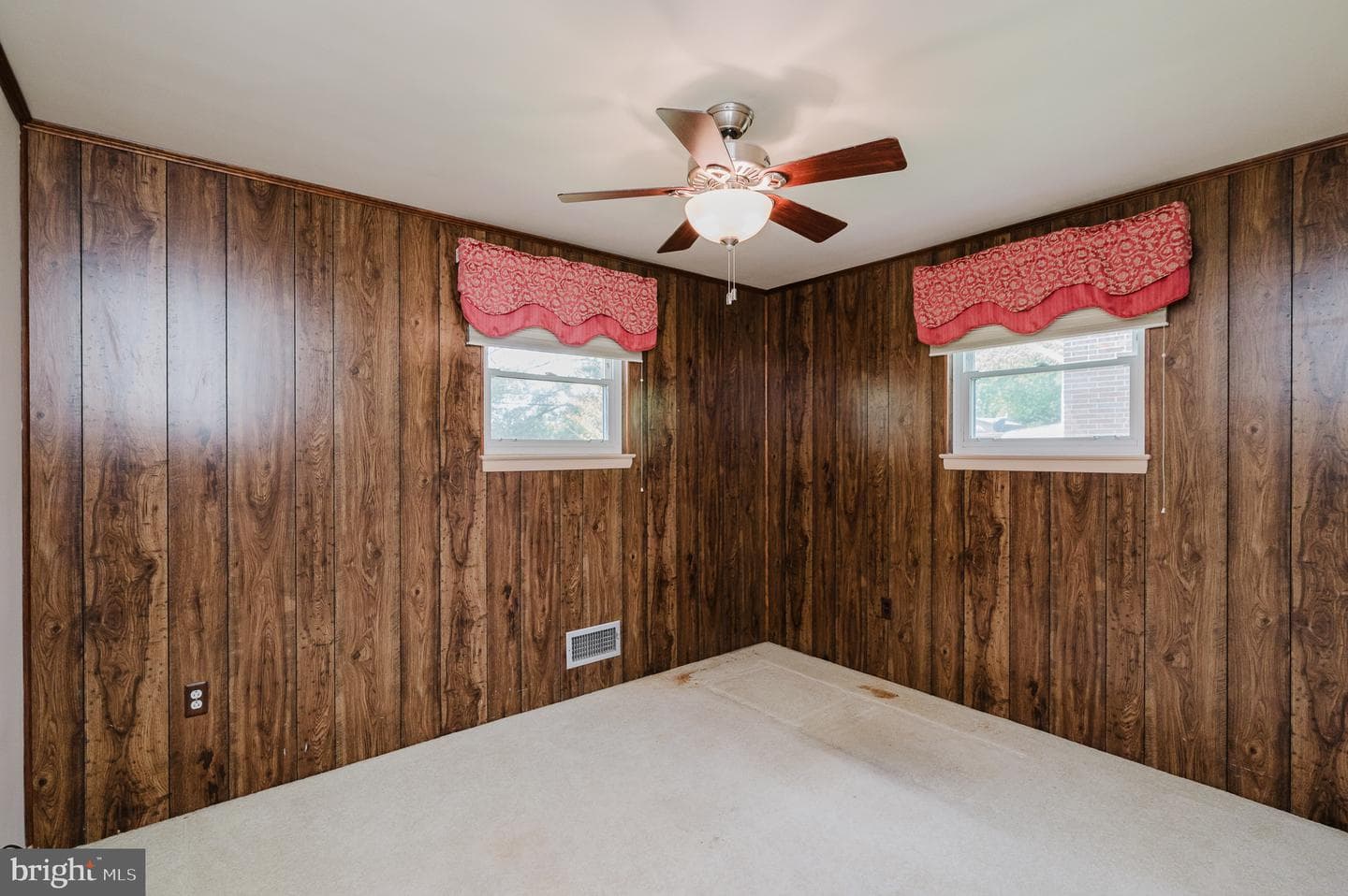 9649 Dundawan Road photo 28