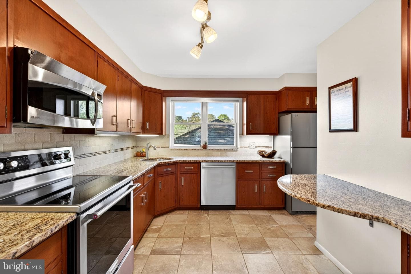 107 Martingale Road photo 16