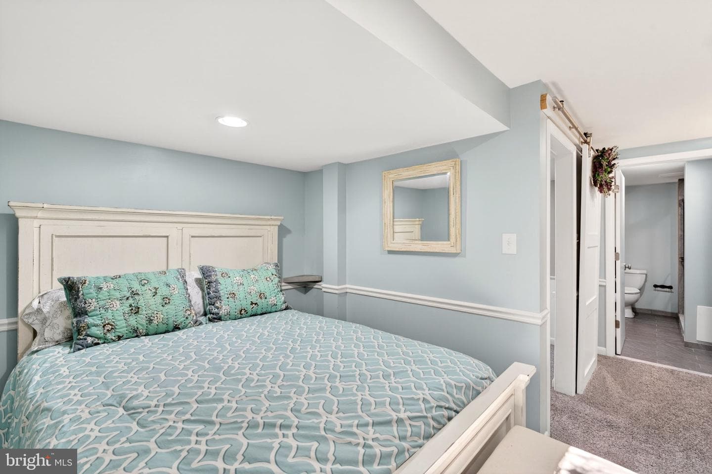 107 Martingale Road photo 46