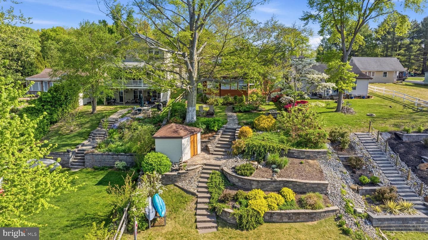 6029 Loreley Beach Road photo 32