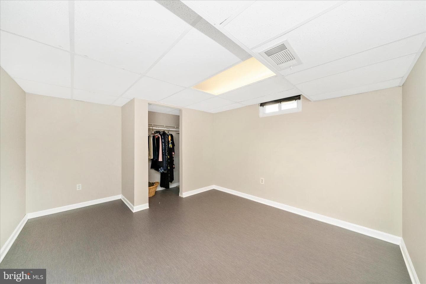305 Glyndon Drive photo 31