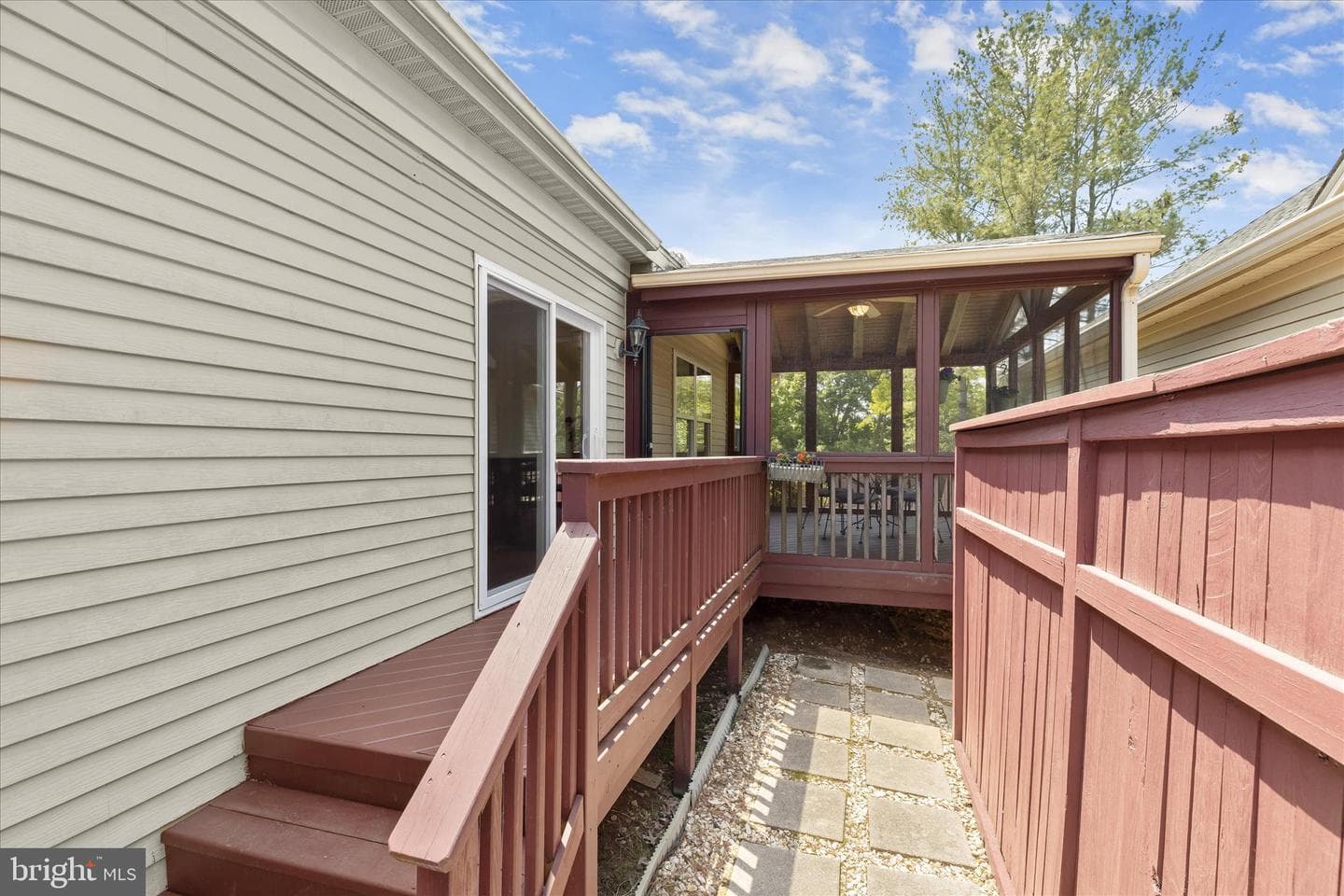 320 Chalk Hill Drive photo 46
