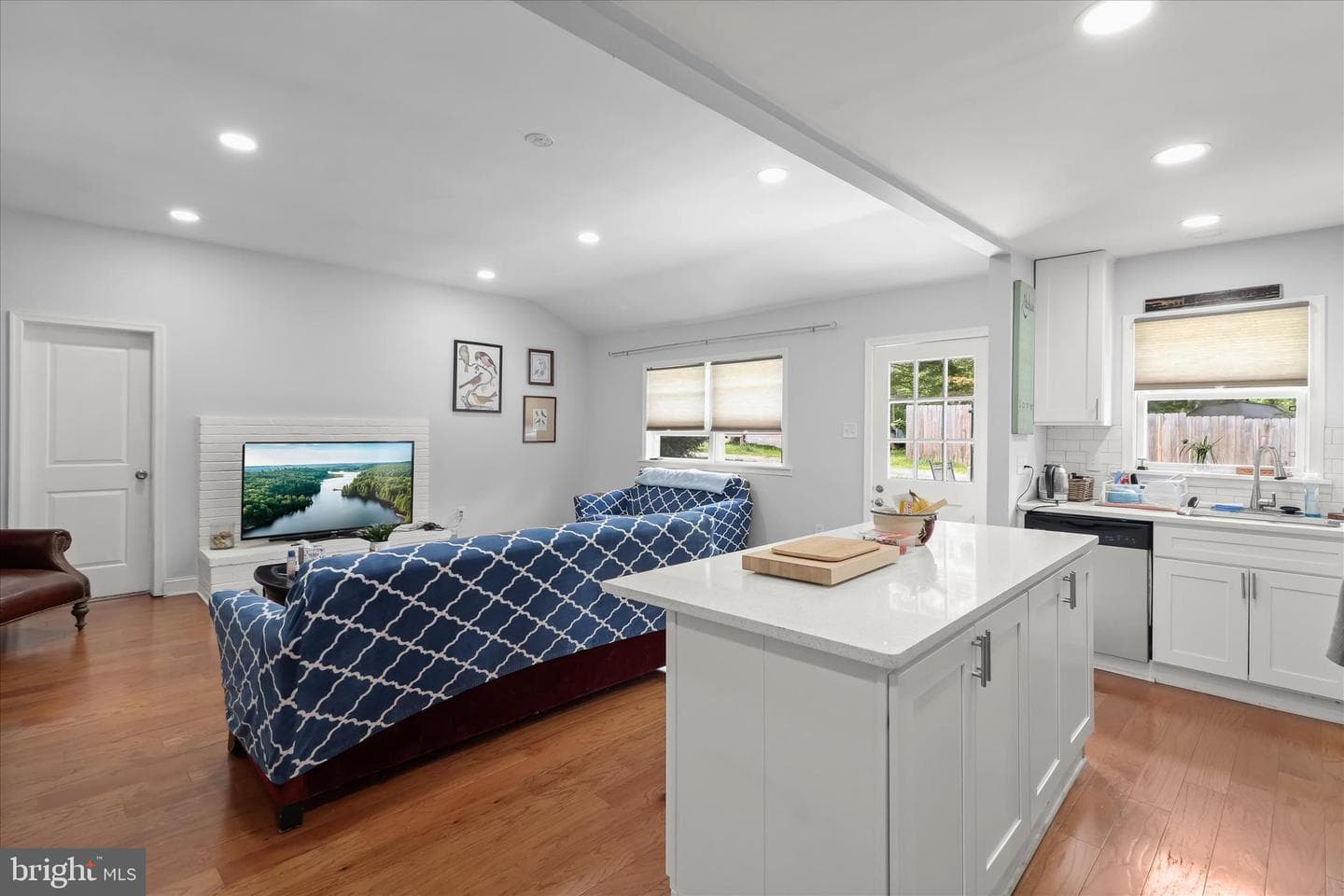 14213 Longnecker Road photo 7