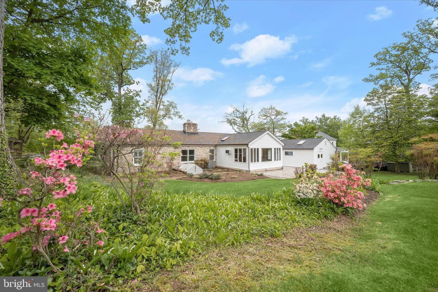 11 Seminole Avenue photo 42