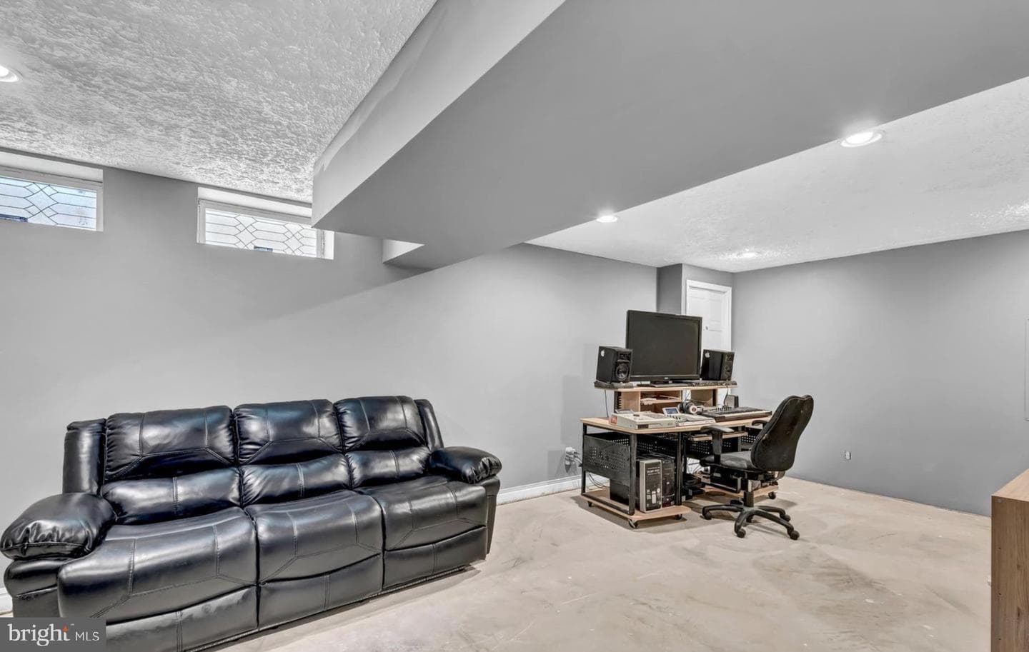 306 Kendigs Mill Road photo 32