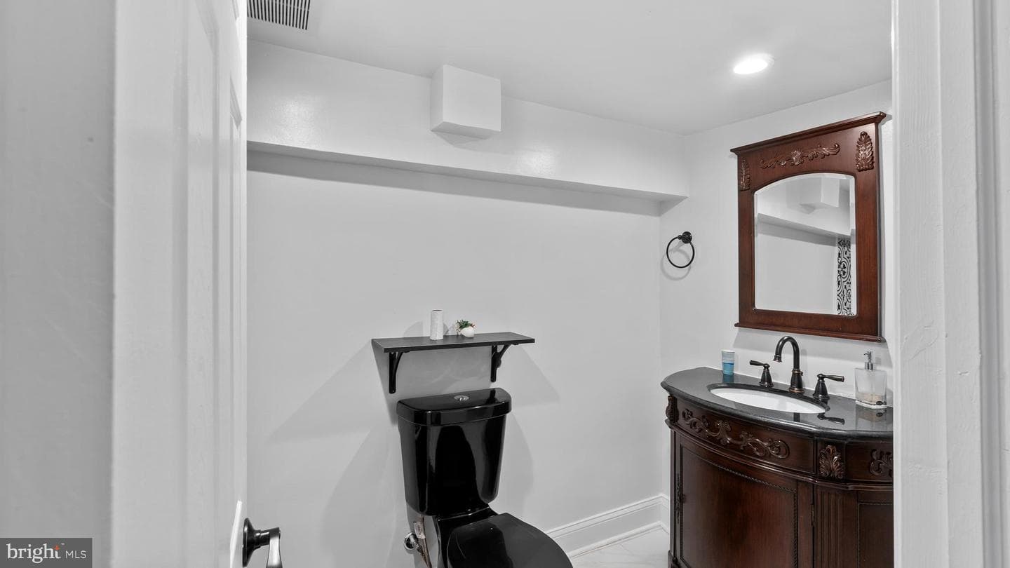 18 N Hawthorne Rd photo 20