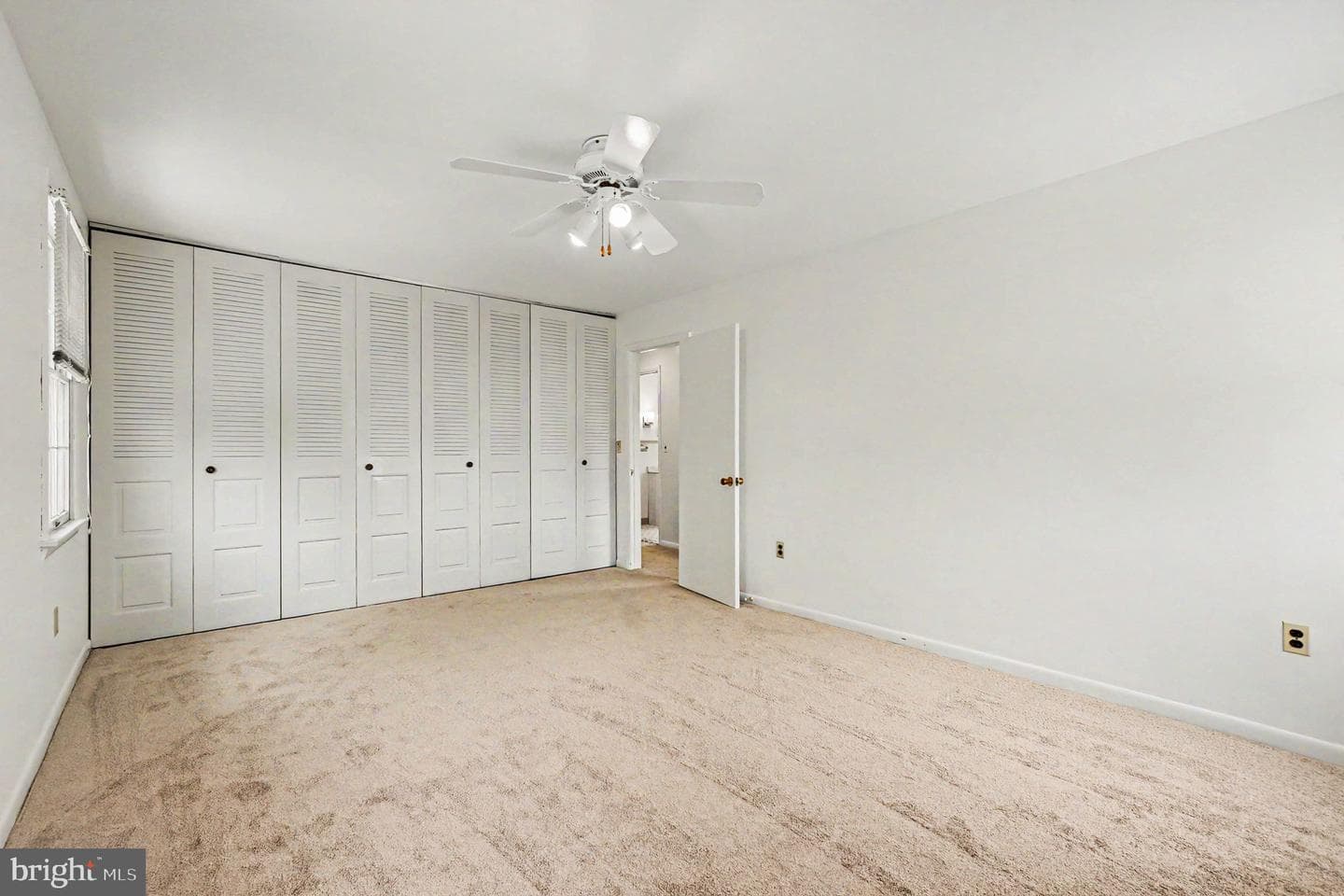 9204 Snyder Lane photo 18