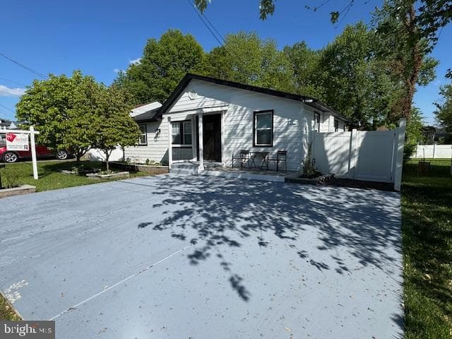 1303 Dorchester Avenue photo 2