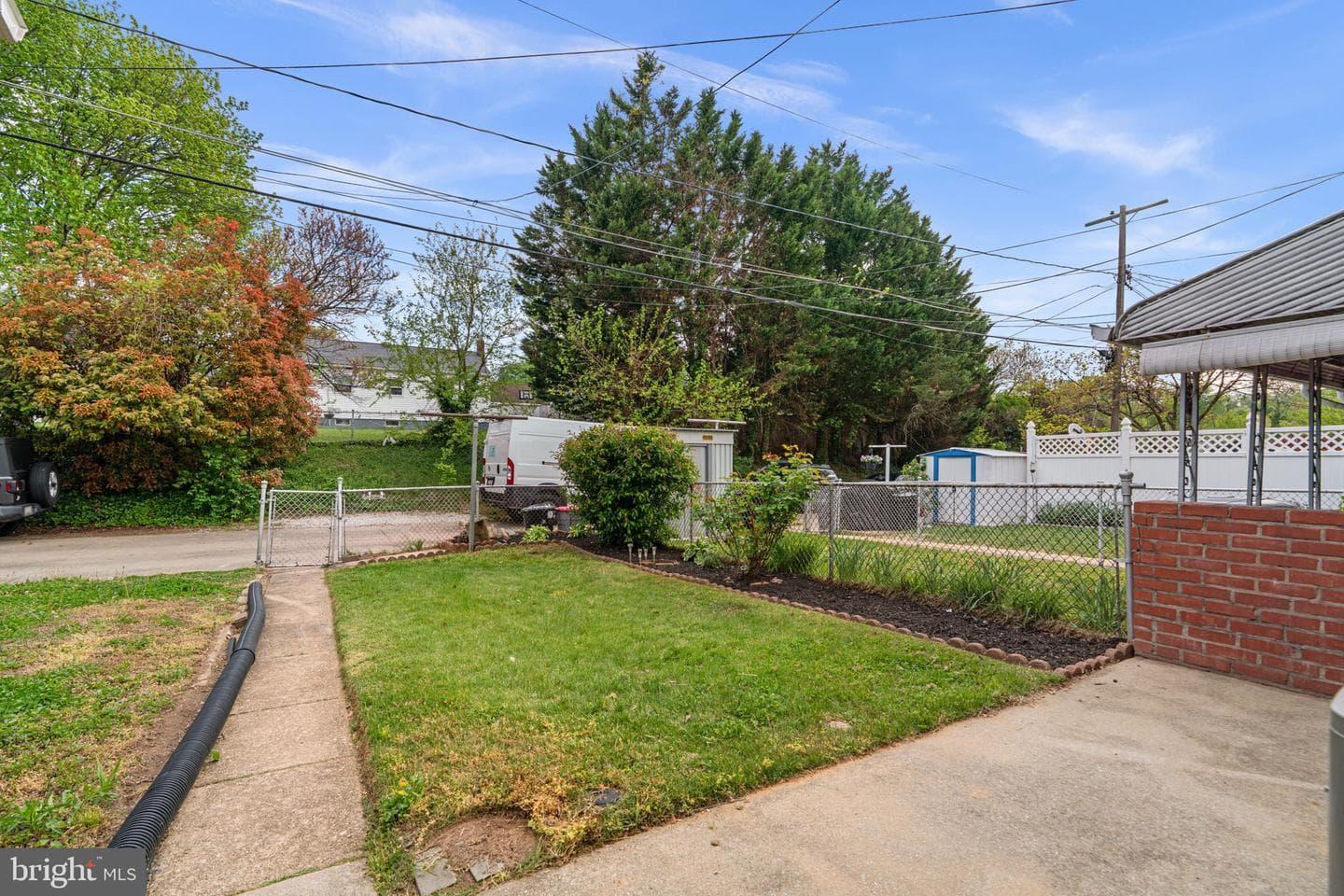 1245 Brewster Street photo 23