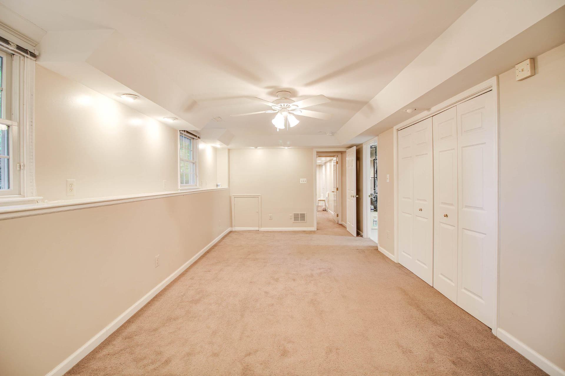 1010 Hilton Avenue photo 24