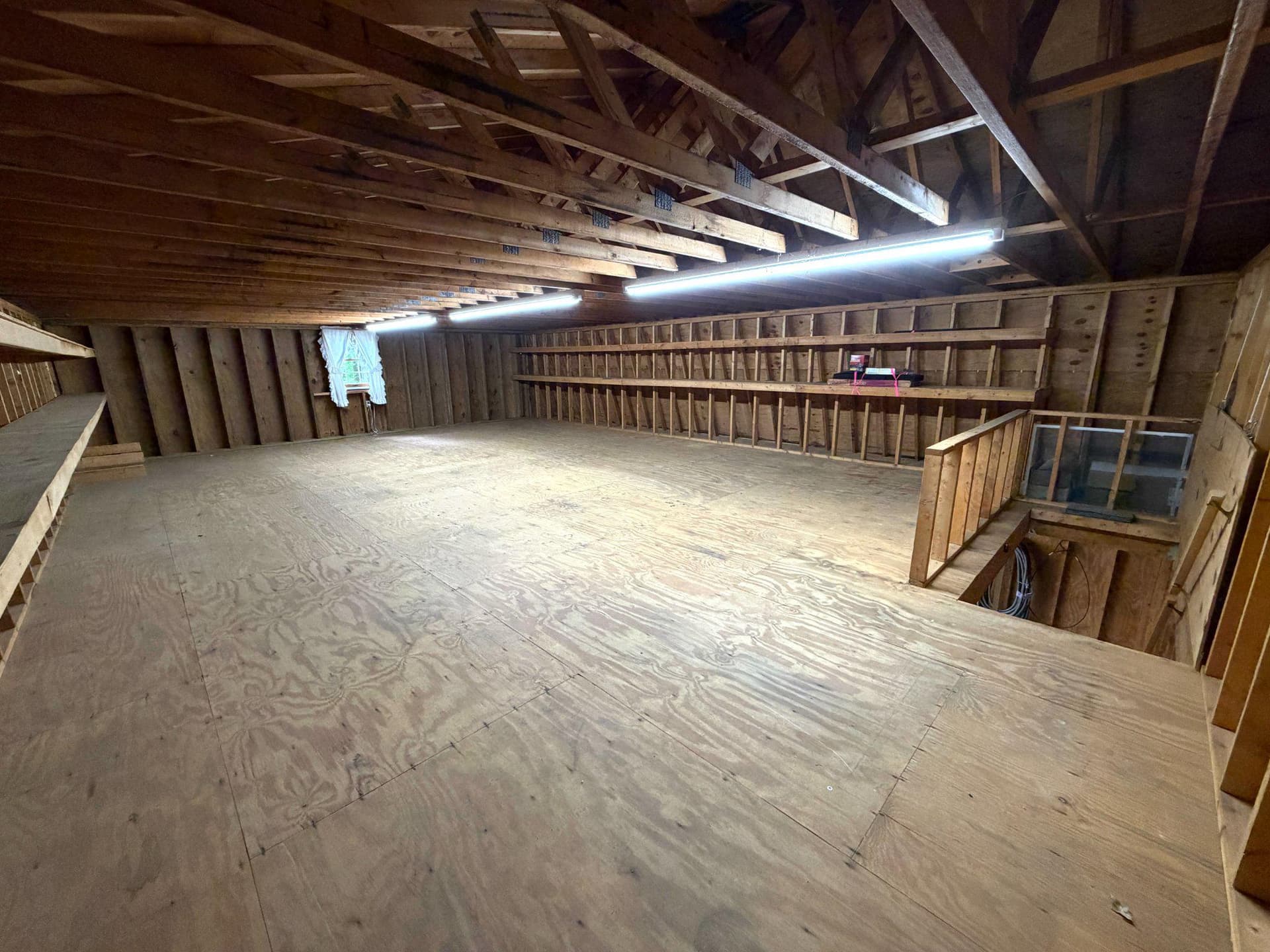 1010 Hilton Avenue photo 48