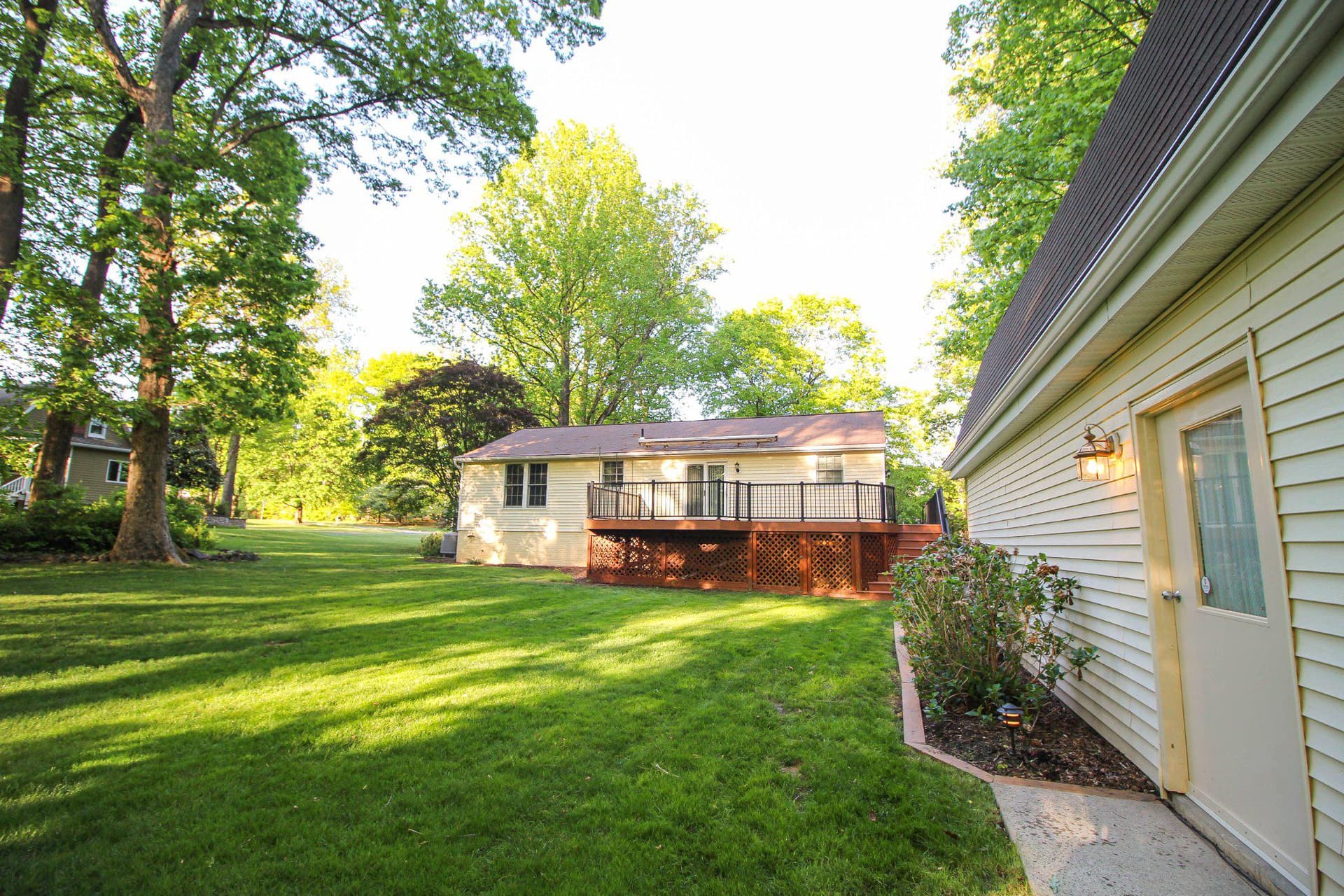 1010 Hilton Avenue photo 58
