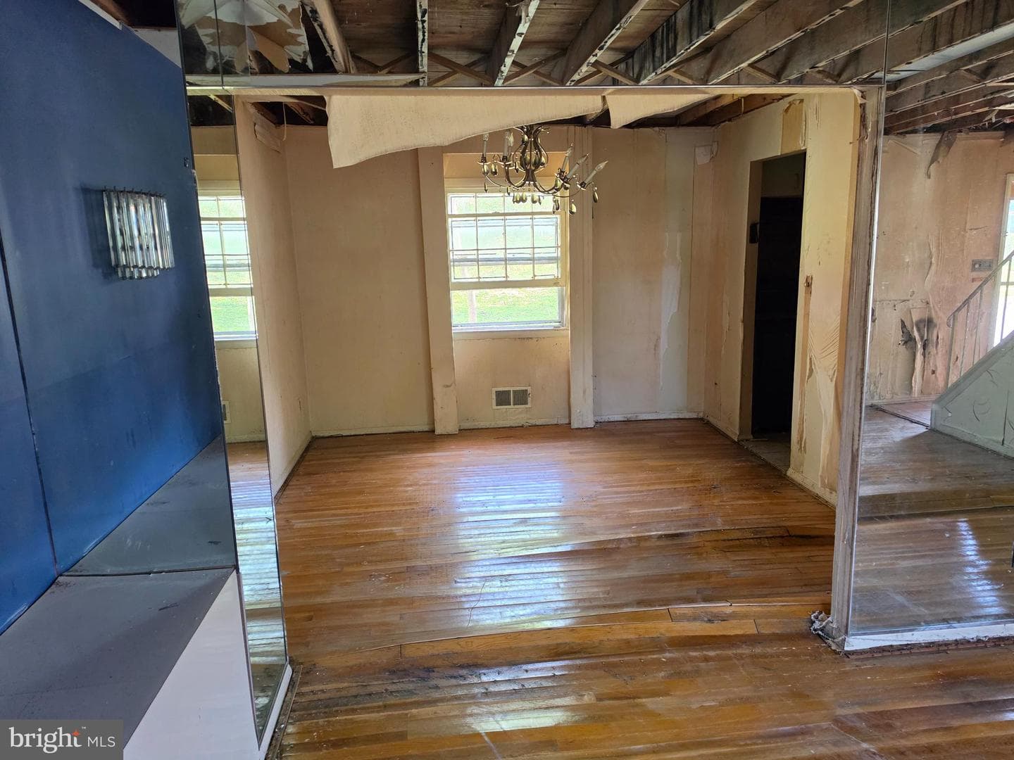 109 Cherry Valley Road photo 4