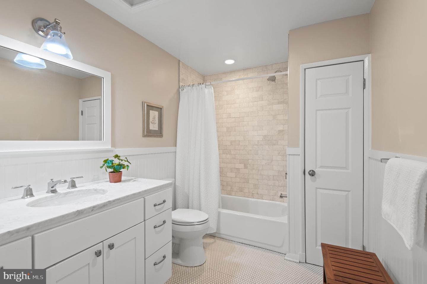2530 Londonderry Road photo 21