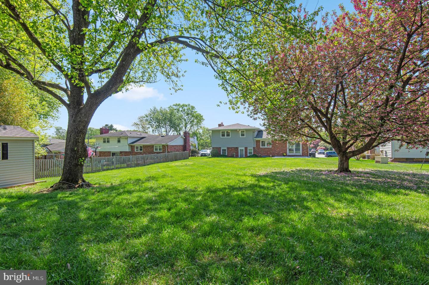 2530 Londonderry Road photo 37