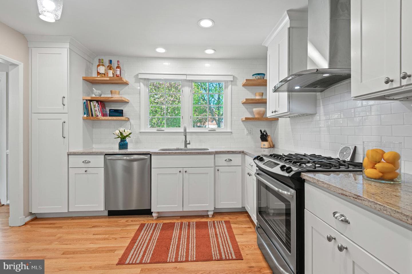 2530 Londonderry Road photo 9