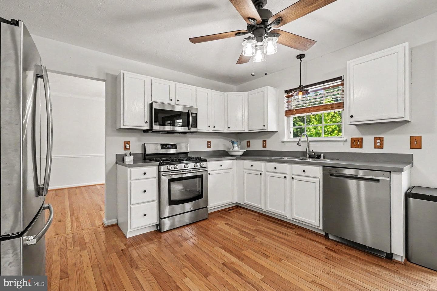 4705 Greencove Circle photo 10