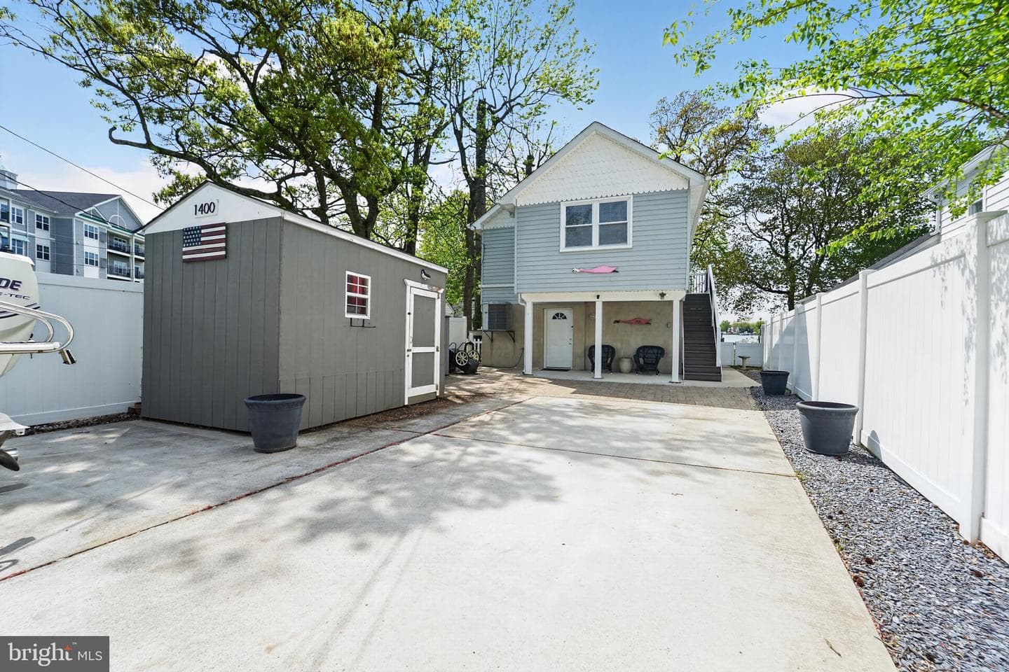 1400 Burke Road photo 4