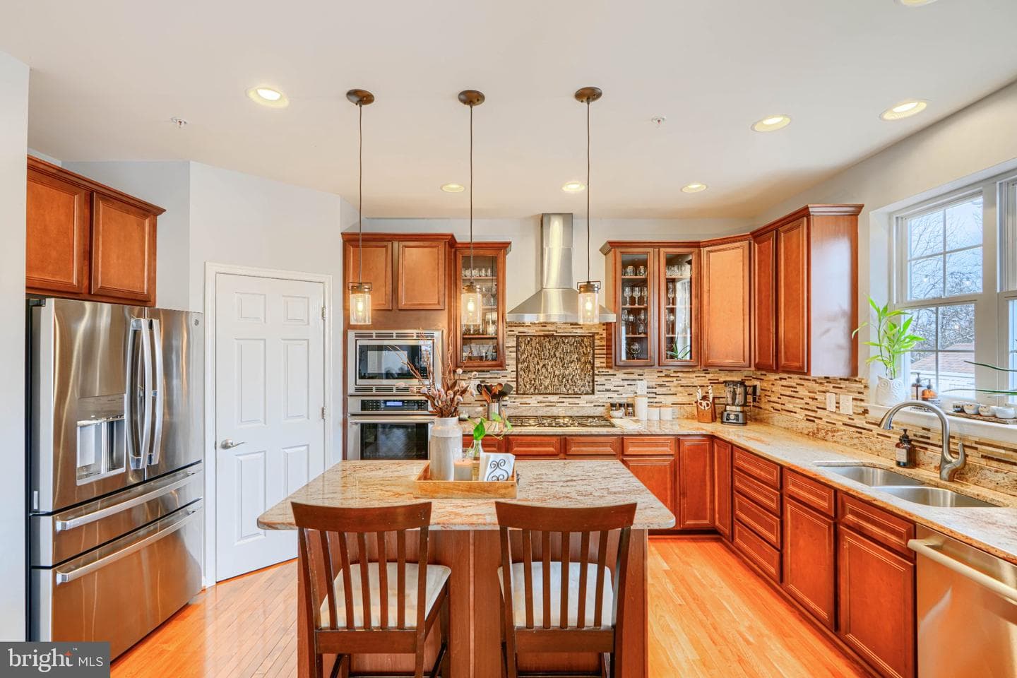 406 Sherwood Road photo 23