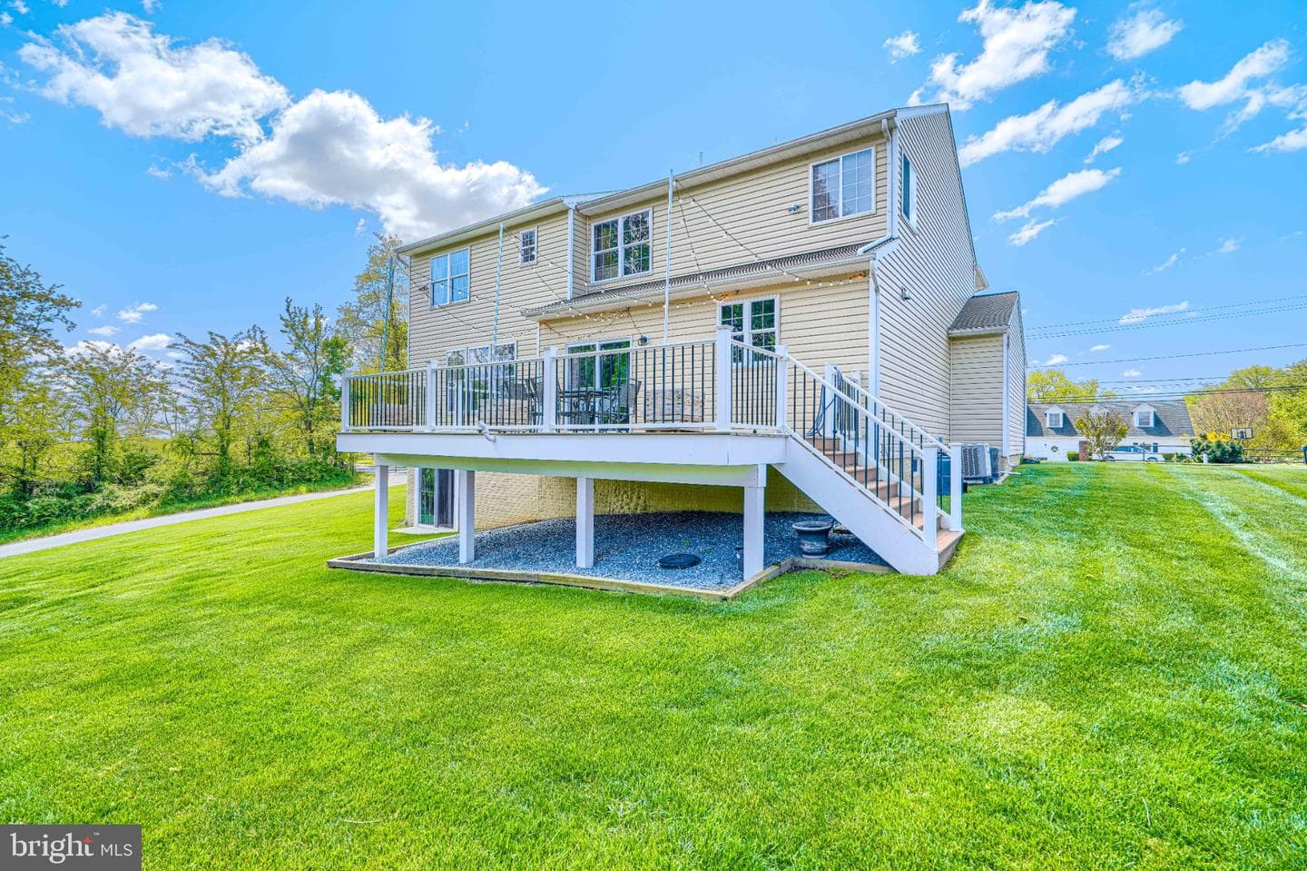 406 Sherwood Road photo 57