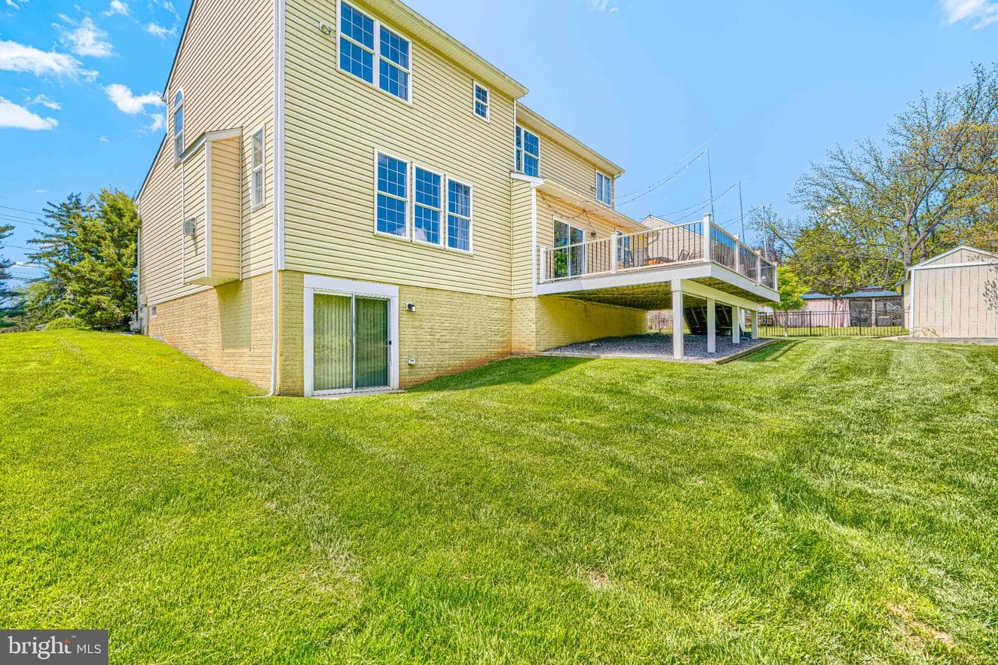 406 Sherwood Road photo 58