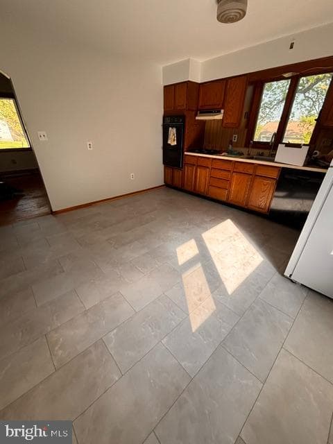 2925 Summit Avenue photo 2