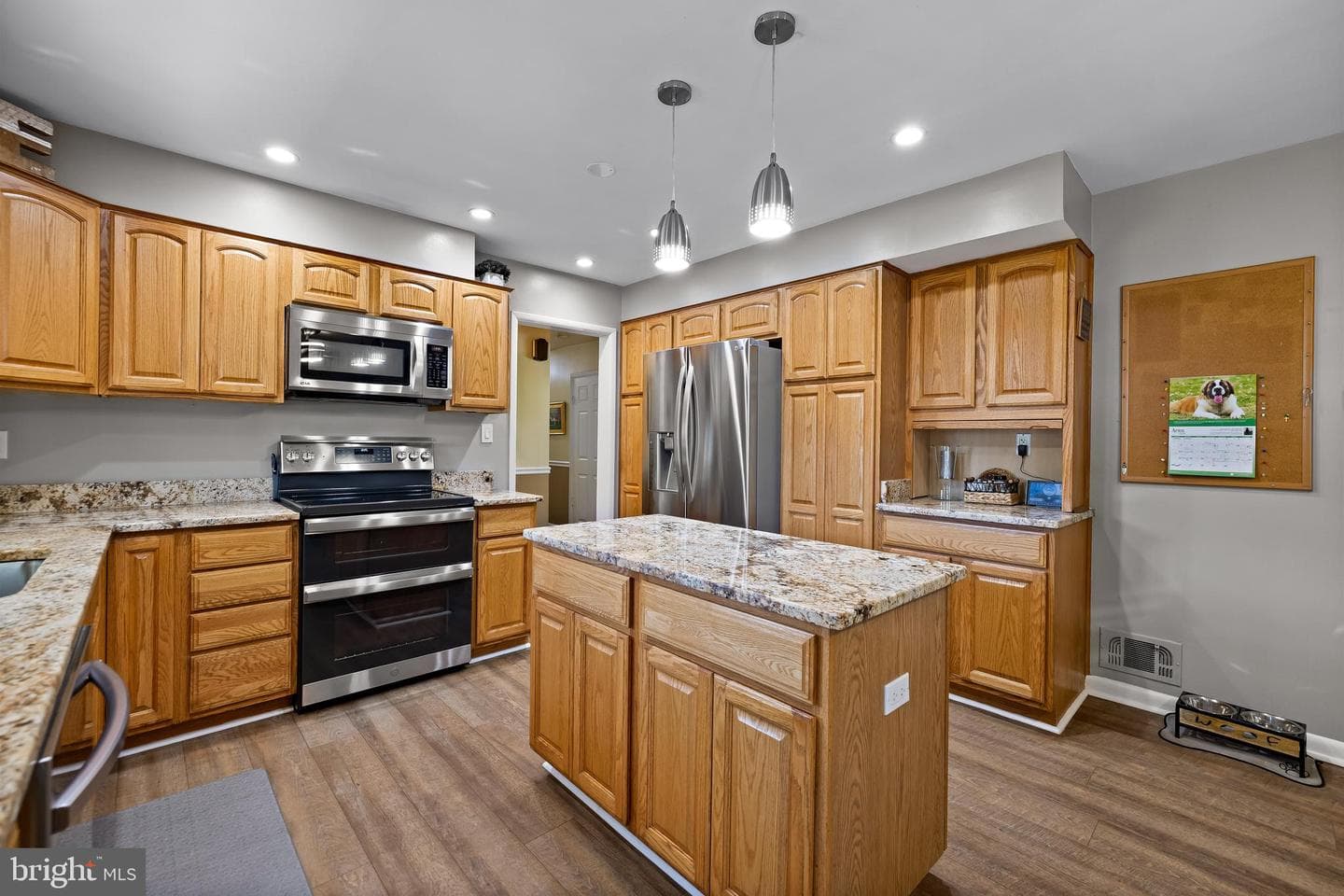 8928 Satyr Hill photo 16