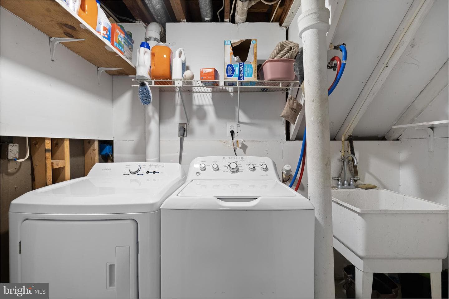 8928 Satyr Hill photo 34
