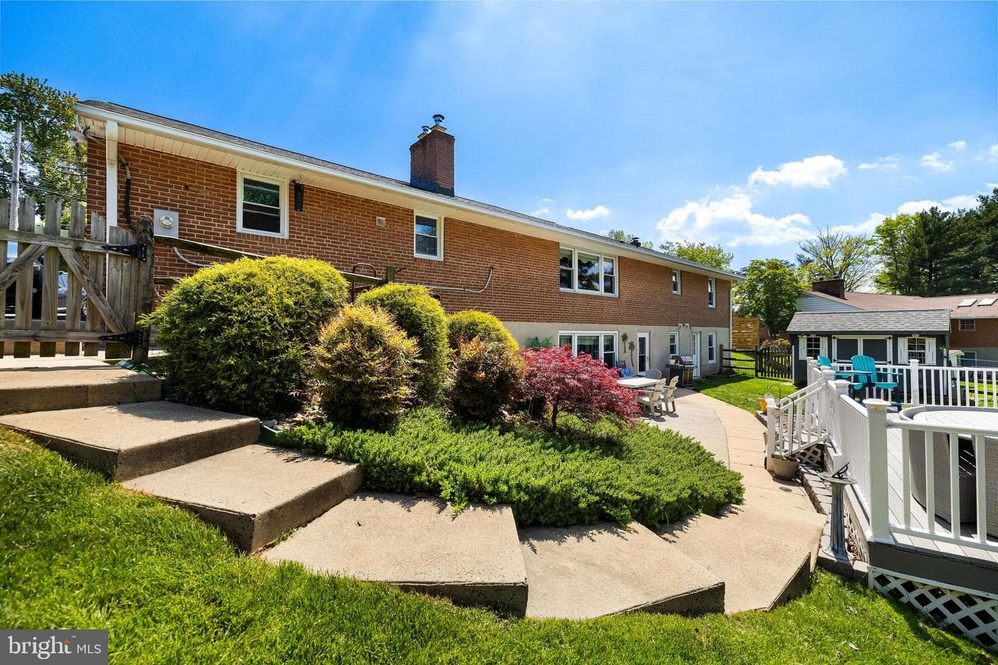 8928 Satyr Hill photo 42