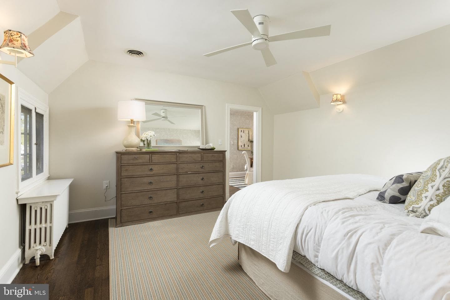 7005 Copeleigh photo 37