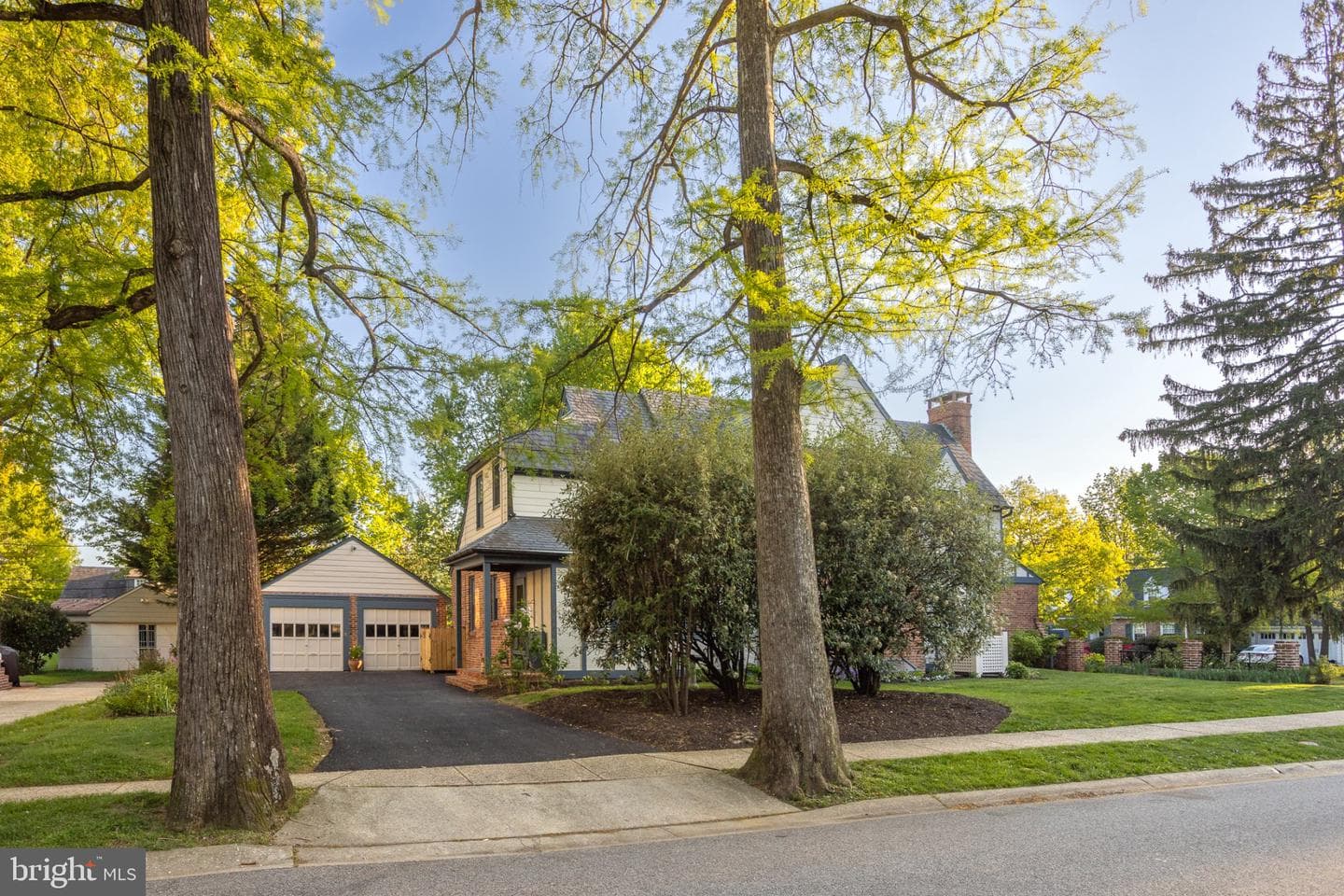 7005 Copeleigh photo 5