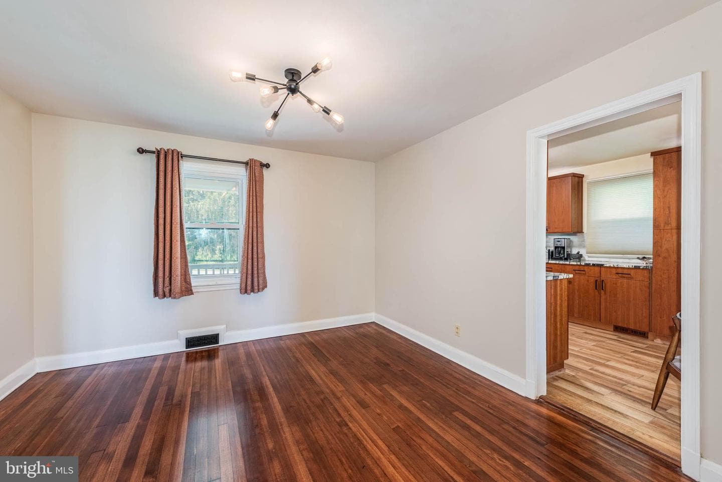 2705 Spring Hill Road photo 6