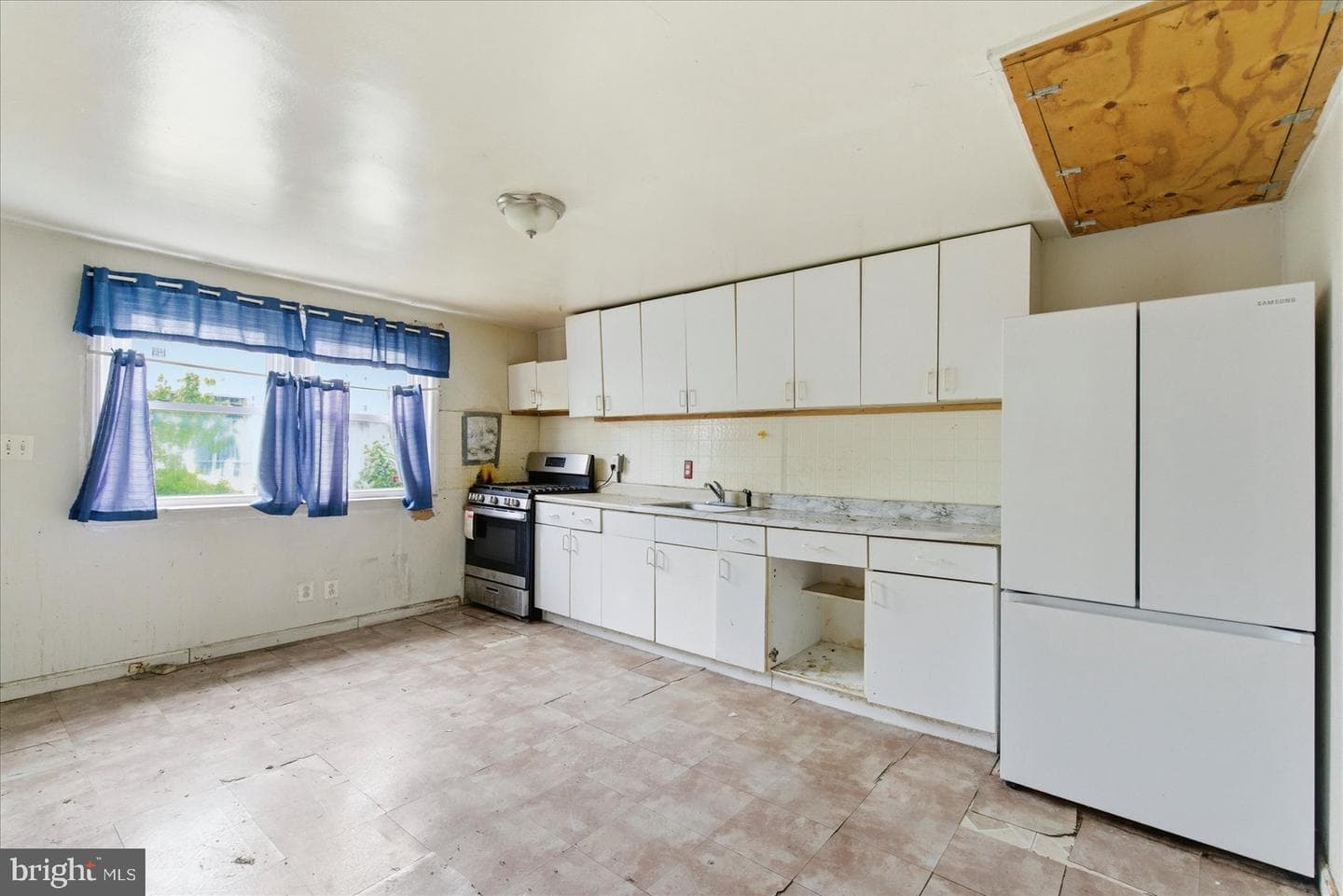 7823 Saint Bridget Lane photo 11