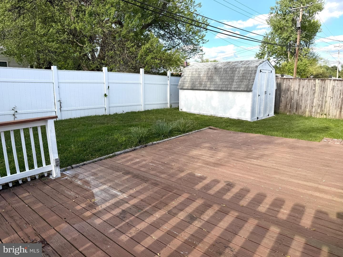 8716 Stockwell Road photo 16