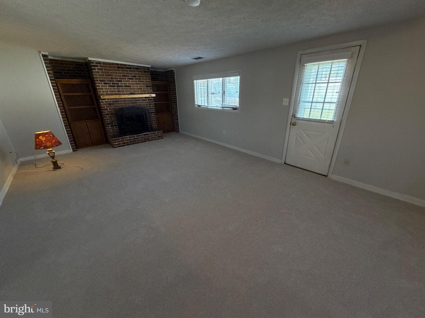 8716 Stockwell Road photo 6