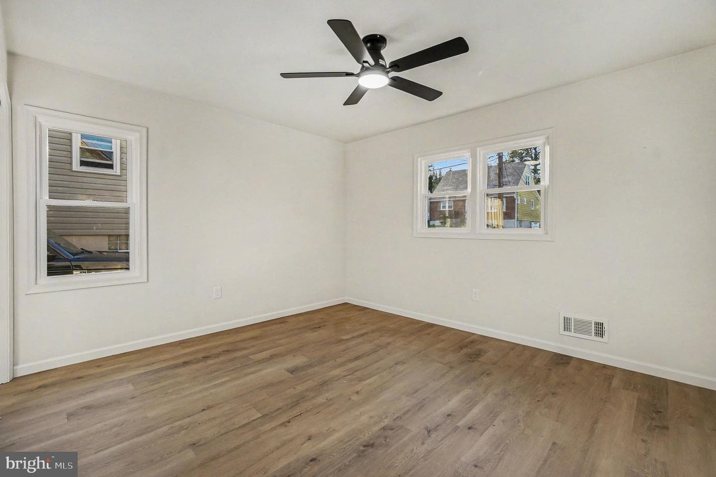 7919 Montrose Avenue photo 11