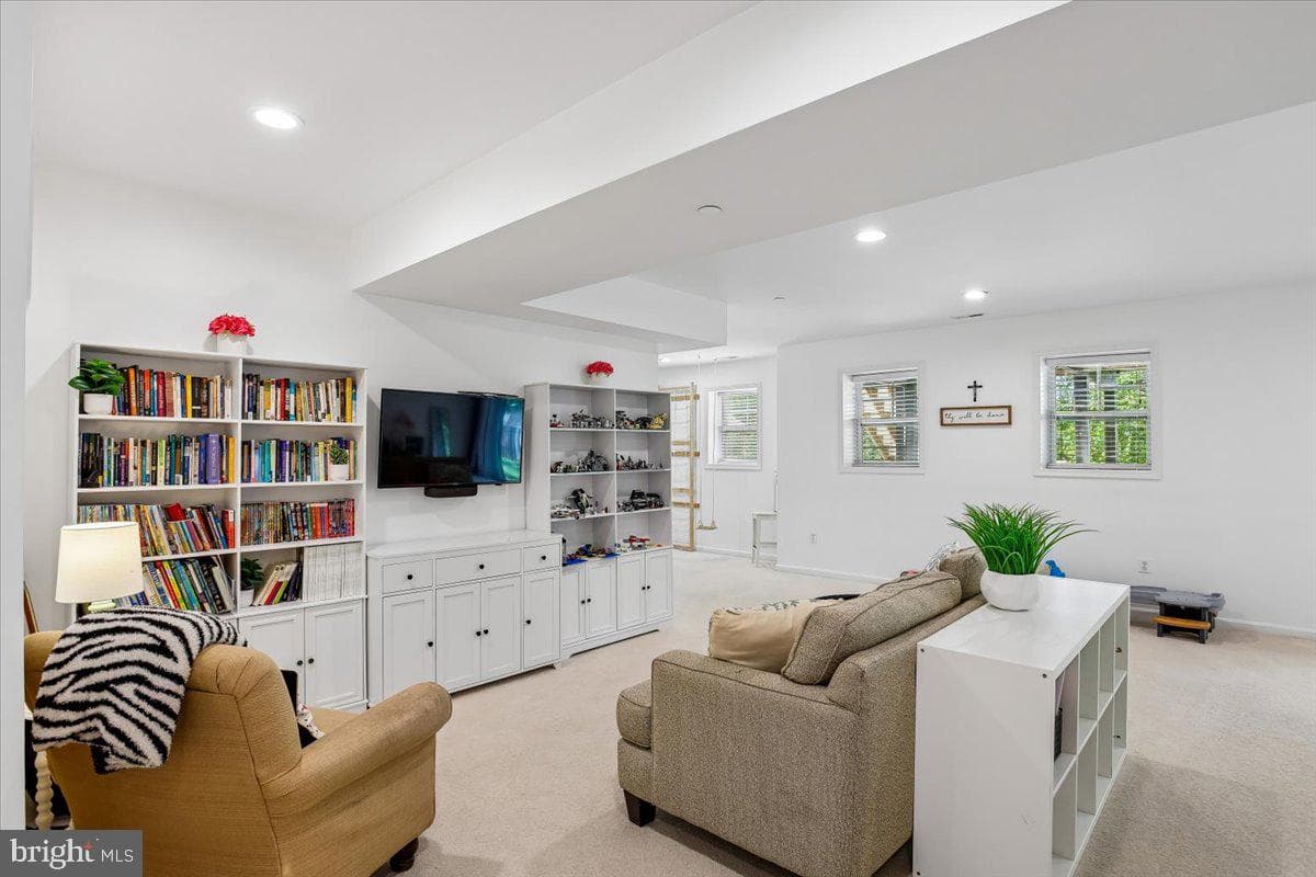 9244 Old Harford Road photo 21