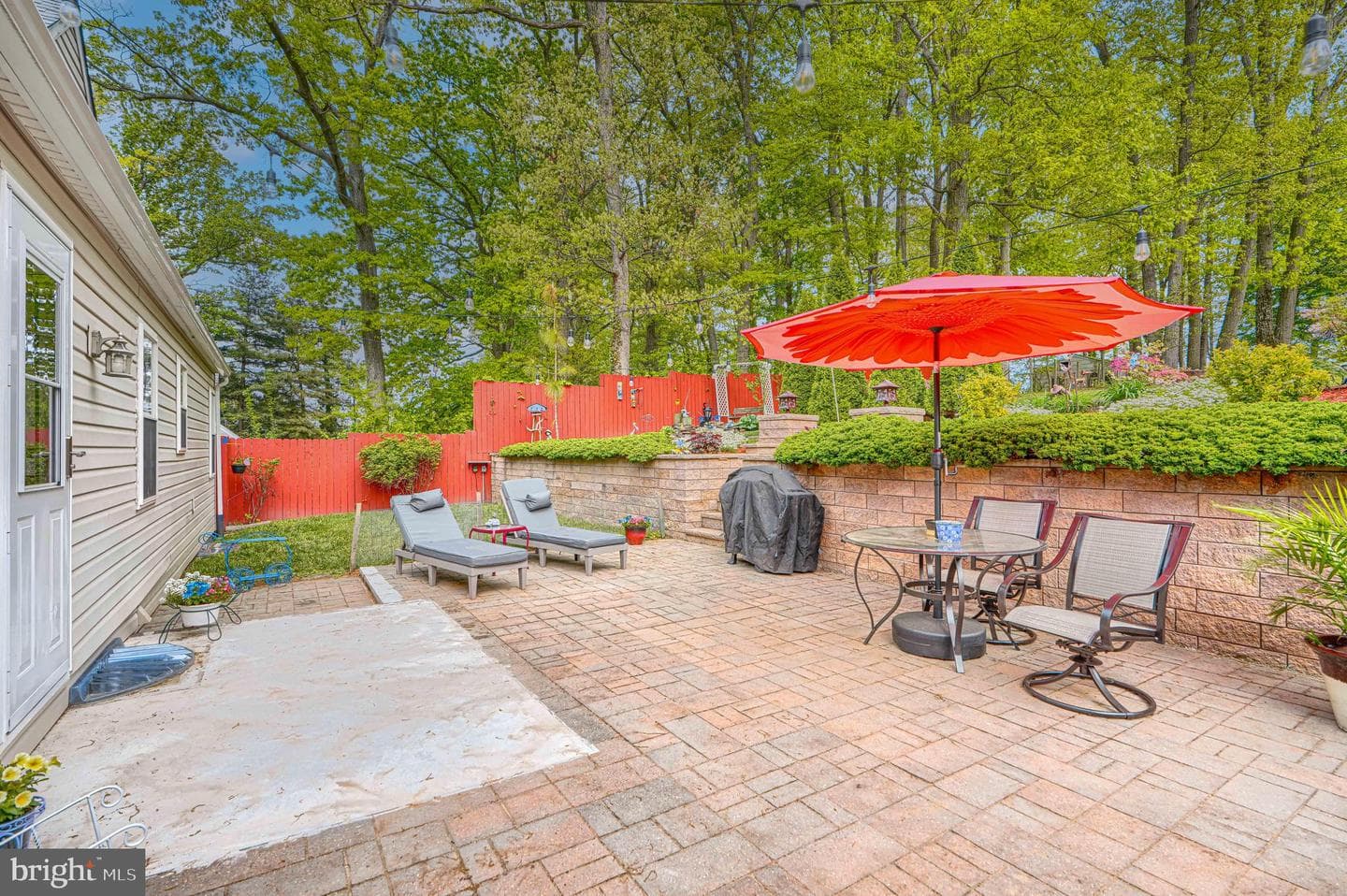 9807 Hilltop Drive photo 10