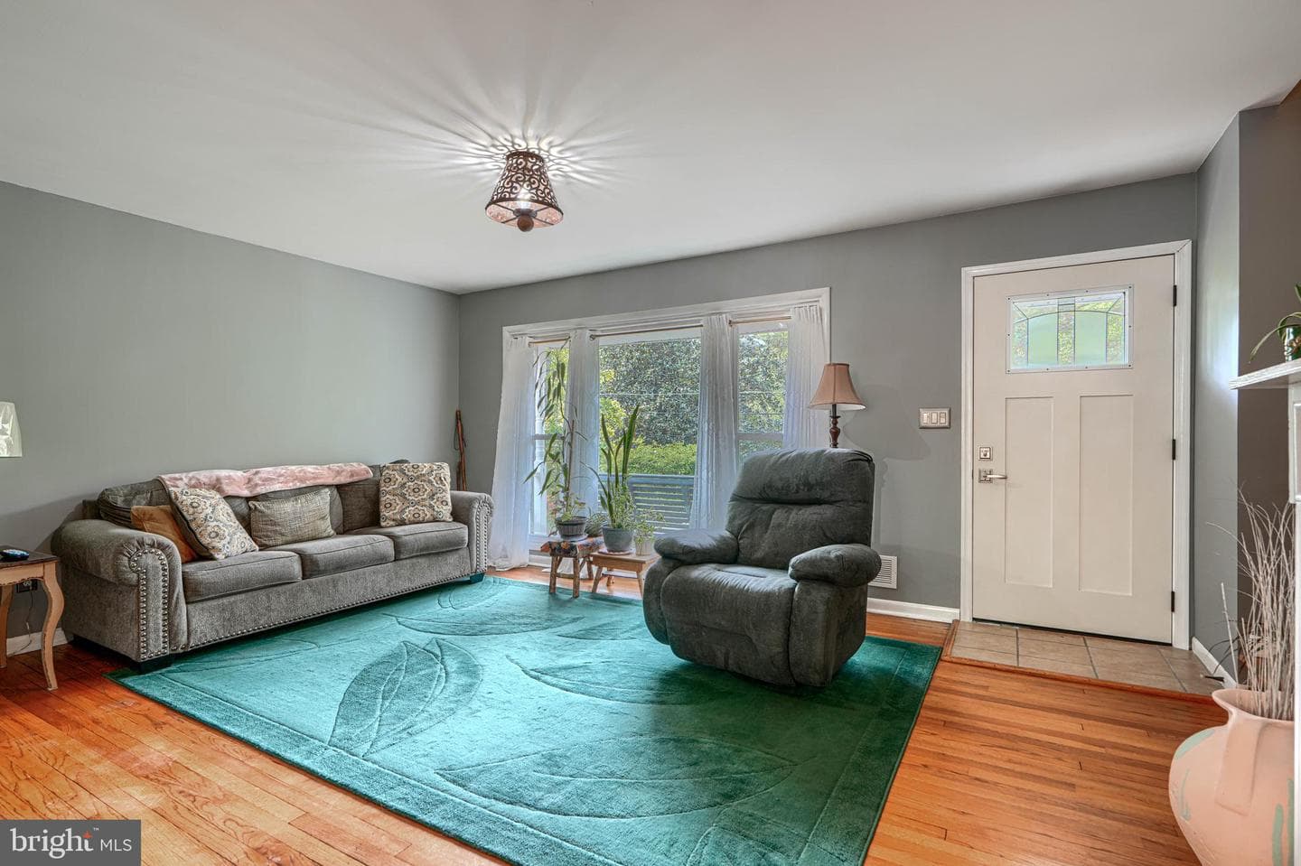 9807 Hilltop Drive photo 20