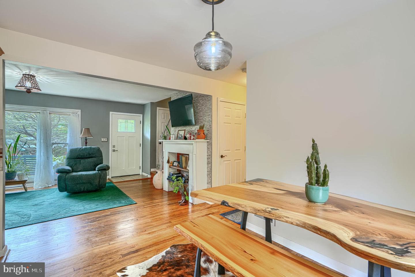 9807 Hilltop Drive photo 25