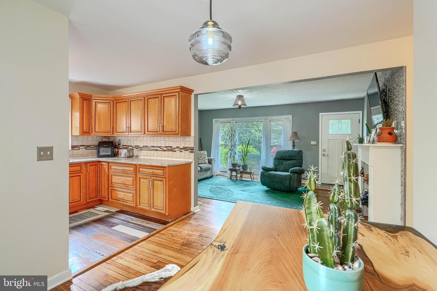 9807 Hilltop Drive photo 26