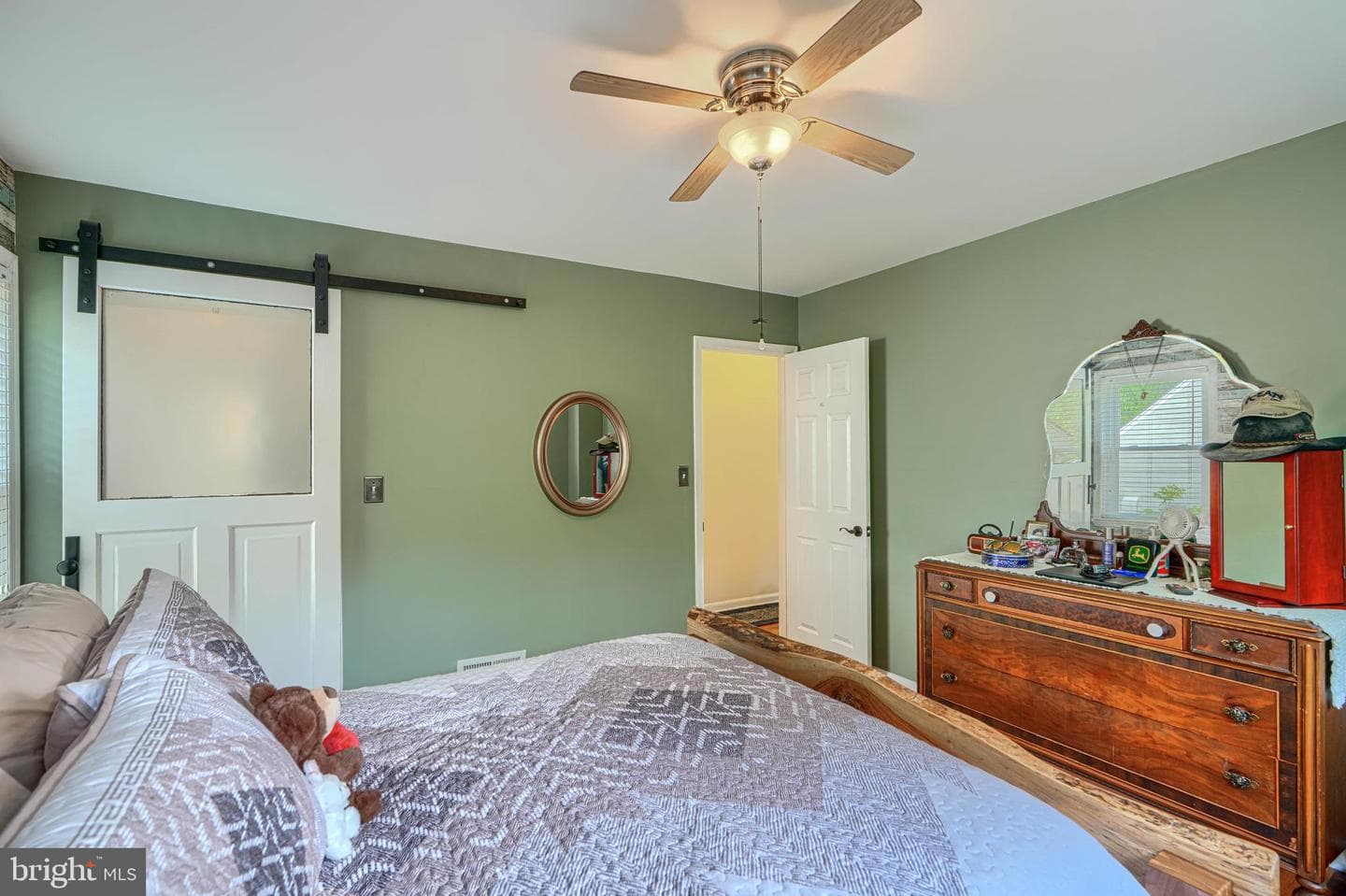 9807 Hilltop Drive photo 34