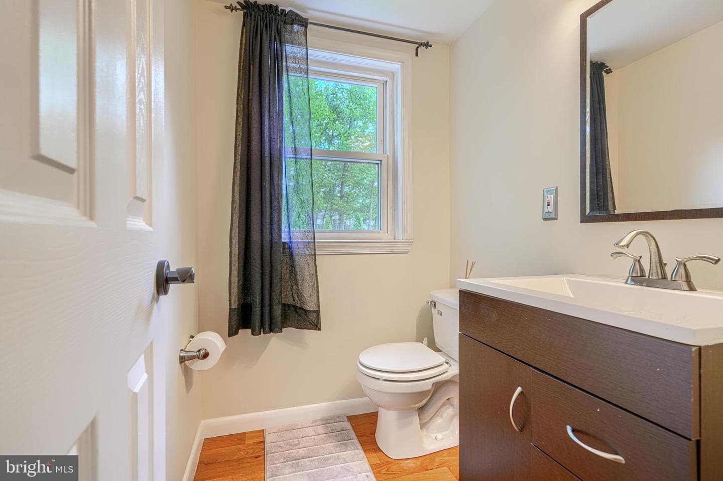 9807 Hilltop Drive photo 46