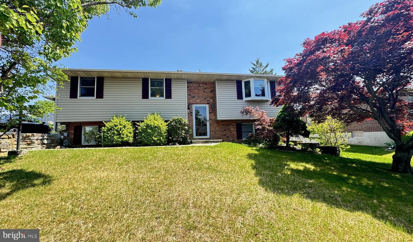 7835 Perry, Nottingham