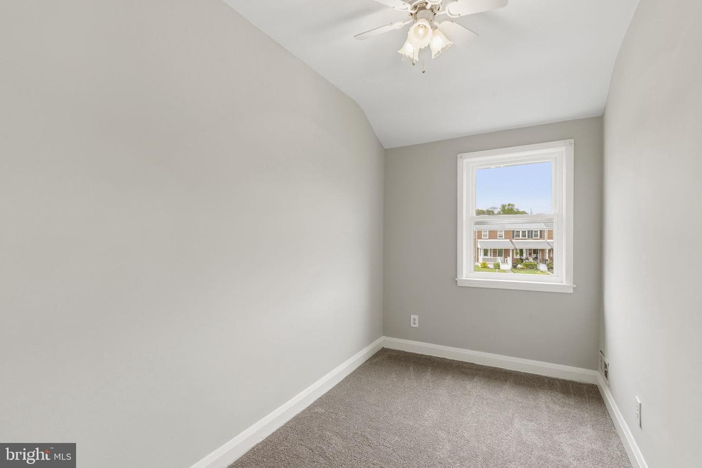 1107 Marlyn Ave N photo 13